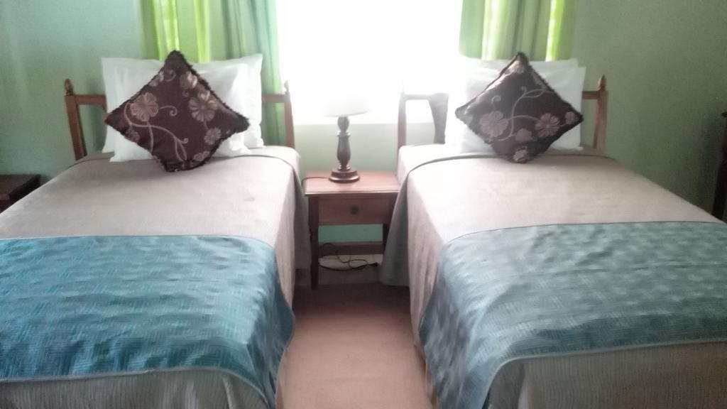 Silver Creek Resort Runaway Bay Extérieur photo