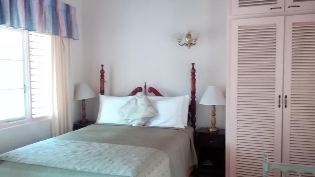 Silver Creek Resort Runaway Bay Extérieur photo