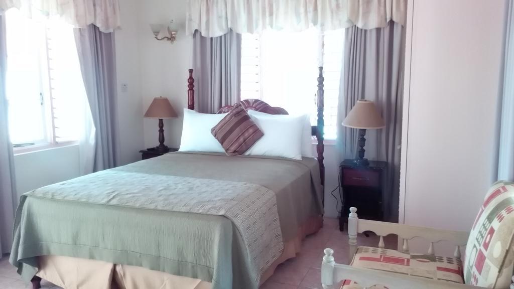Silver Creek Resort Runaway Bay Extérieur photo